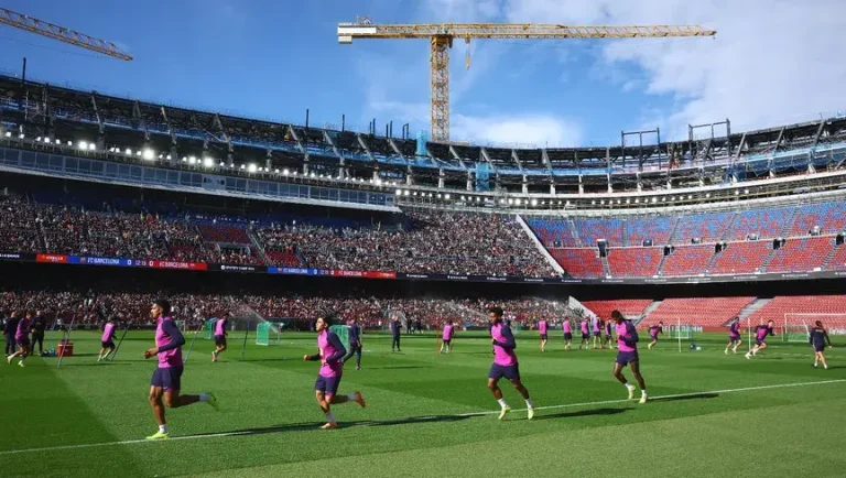 عودة نادي برشلونة إلى ملعب “سبوتيفاي كامب نو” بعد انتهاء أعمال التجديد