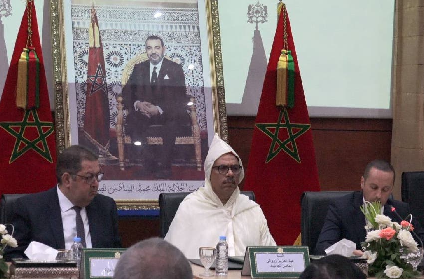 وزير الصحة يشرف على تنصيب العامل الجديد لإقليم سيدي قاسم