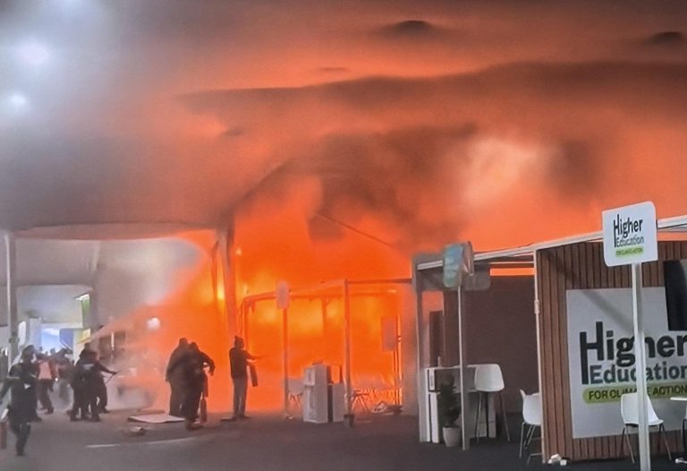 حريق يستدعي إخلاء موقع انعقاد "كوب 30" في البرازيل