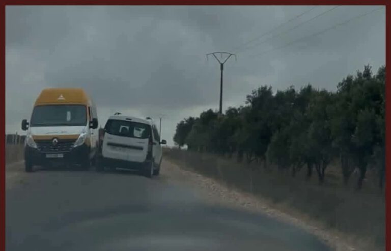 طريق المزامزة بسطات.. وضعية كارثية تثير مخاوف الساكنة وتهدد سلامة المتمدرسين